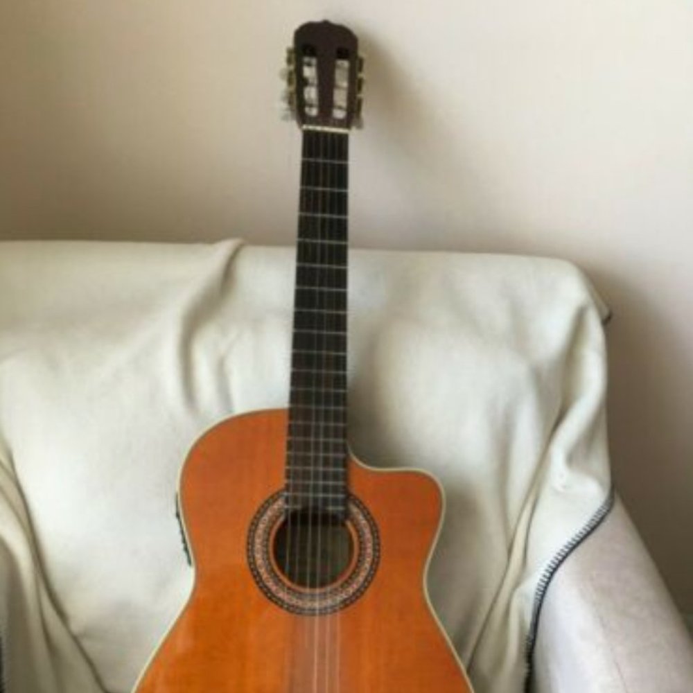 Carlo Robelli New York CC - 3905 EQX Guitar